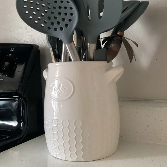 Large jar/container - Picture 3 of 5